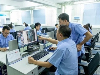 靈科超聲波行業(yè)第一家打造領(lǐng)尖技術(shù)，精密穩(wěn)定超聲波焊接機(jī)廠家